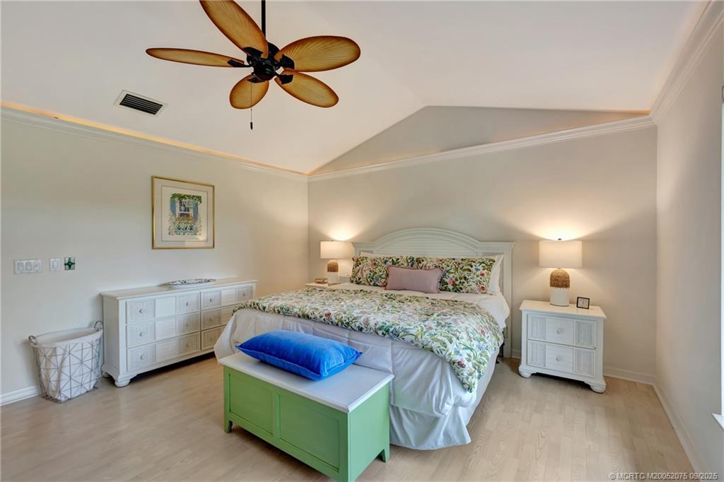 Photo - 2018 NW Laurel Oak Ln