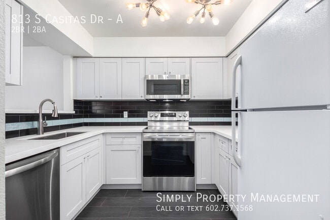Building Photo - 813 S Casitas Dr Unit A