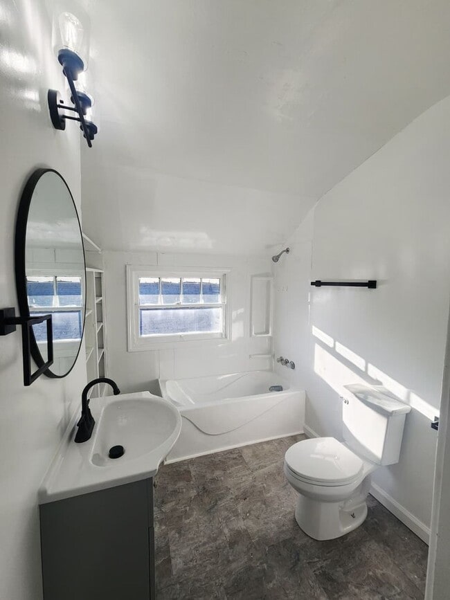 Photo - 426 Hazel Ave