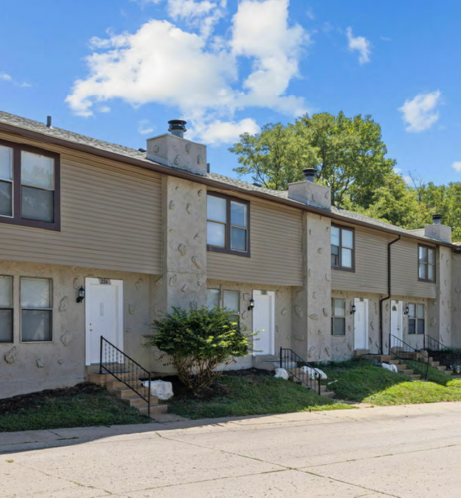Photo - 216 Northport Hills Dr