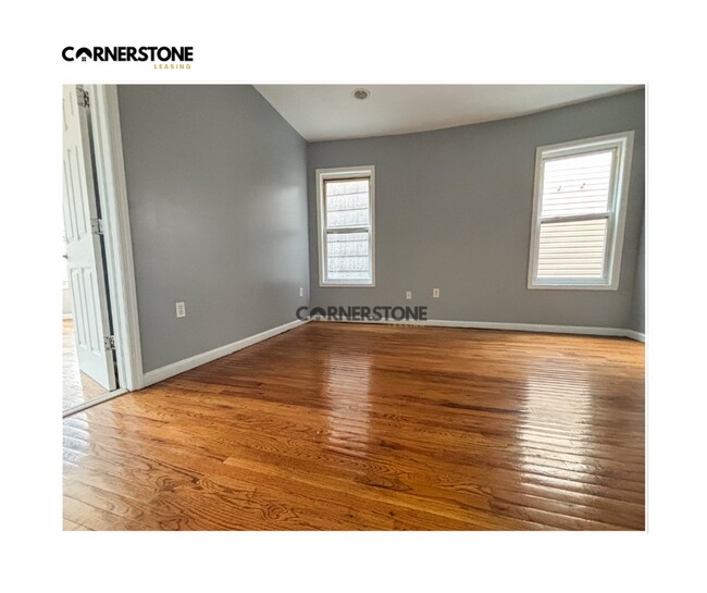 483 Avon Ave Unit 3