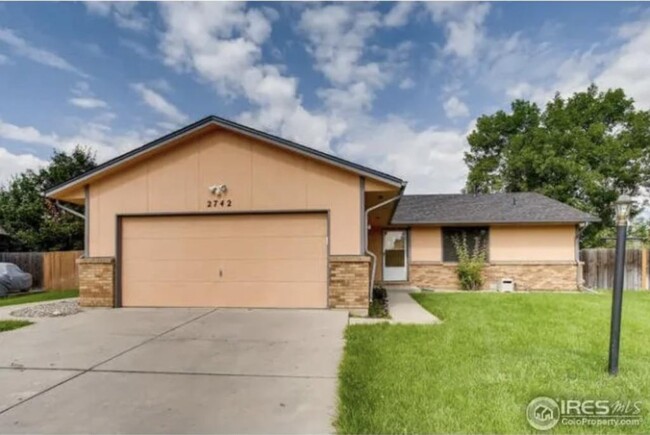 Photo - 2742 Goldenrod Pl Casa