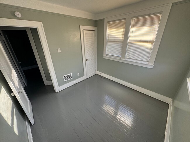Photo - 6405 Tuxedo St Unidad 2