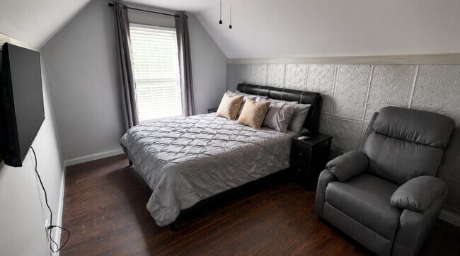 Photo - 1427 Amaryllis Way