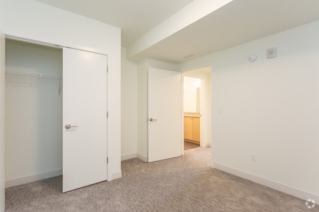 2 BR, 1.5 BA - 920 SF - The Baldwin