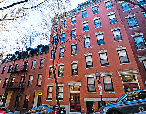Building Photo - 42 Garden St Unit 3 Rental
