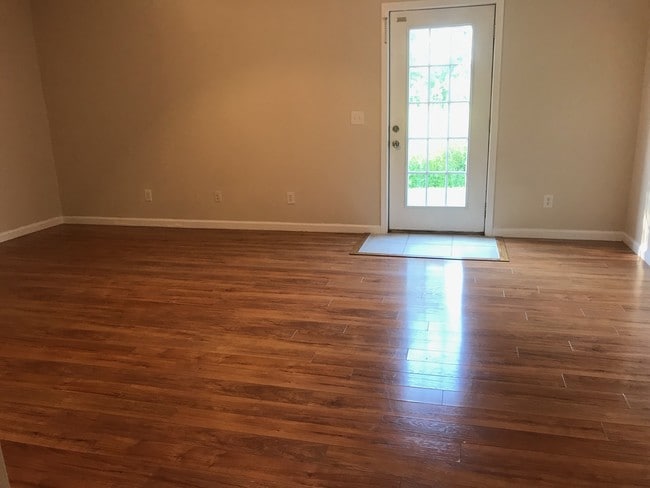 Living Room - 885 Old Stage Rd Unit 23