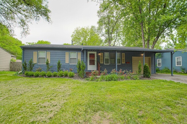 Photo - 10806 Bennington Ave