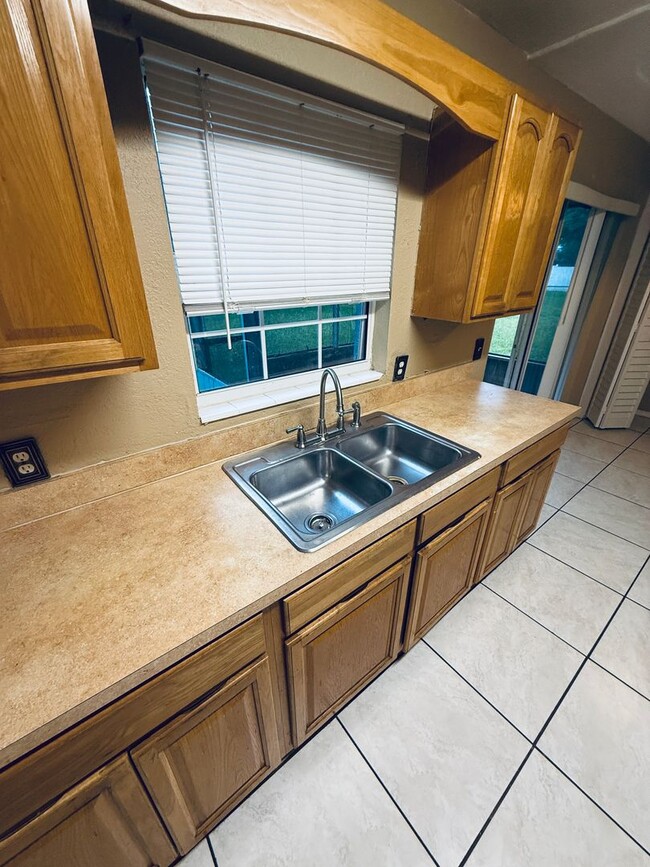 Photo - 3 BR / 1.5 BA HOME IN MELBOURNE