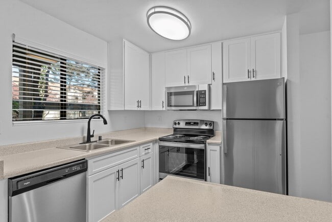 Sagecliff Apartments