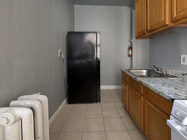 Photo - 1910 S 65th St
