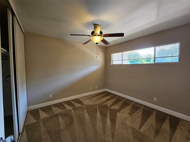 Photo - 12600 Melville Dr Unit 321B