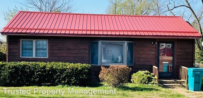 3 br, 1 bath House - 345 South Park Street - 3 br, 1 bath House - 345 South Park Street