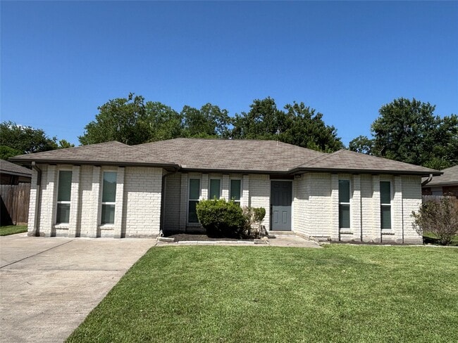 Building Photo - 409 Bellmar Ln