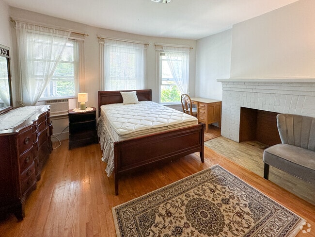 Building Photo - 509 Orange St Unit 2 Rental
