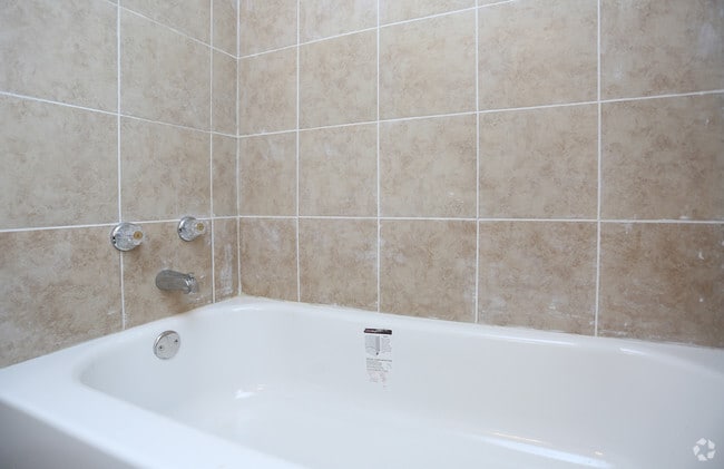 Photo - Spanish Plaza