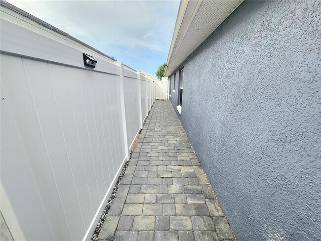 218 Haversham Way