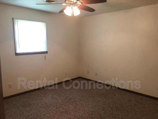 Photo - 500 E College St Unit A4