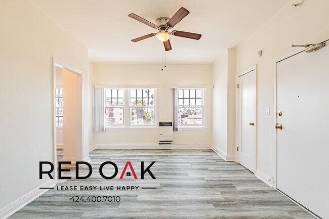 Building Photo - 2743 San Marino St Unit 301