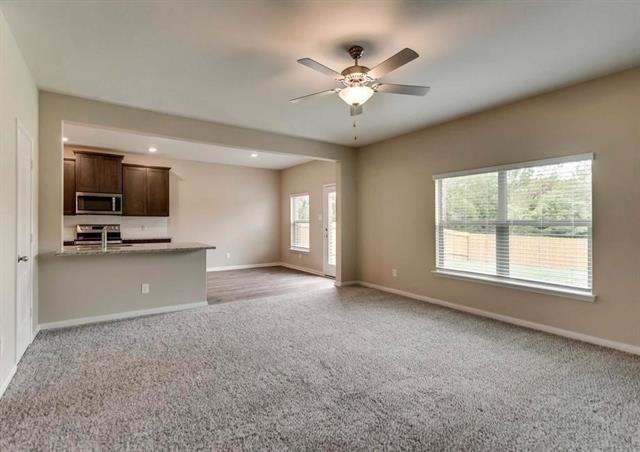 312 Golden Sands Ln