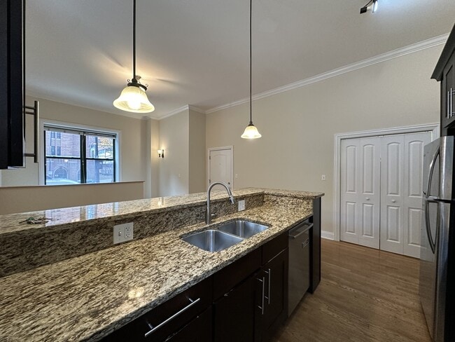 Photo - 851 N La Salle Dr Unit A08W