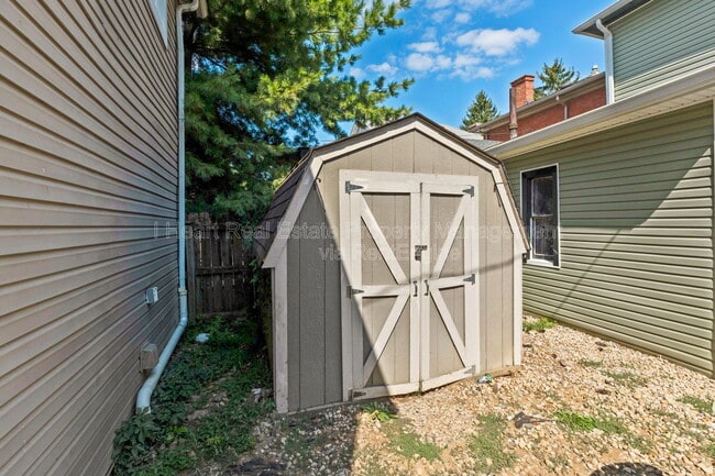 Building Photo - 957 Harrison Ave