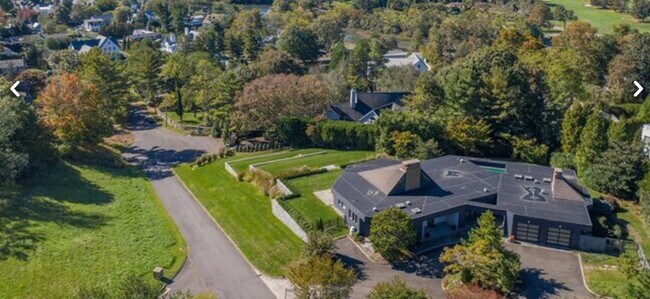 Photo - 5 Longview Rd