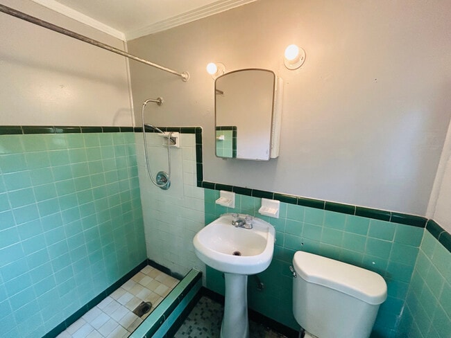 Photo - 8010 SE US Hwy 301