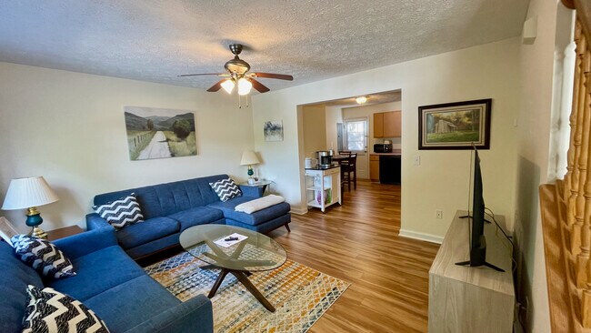 Living Room - 30 True Way Ln Unit #3