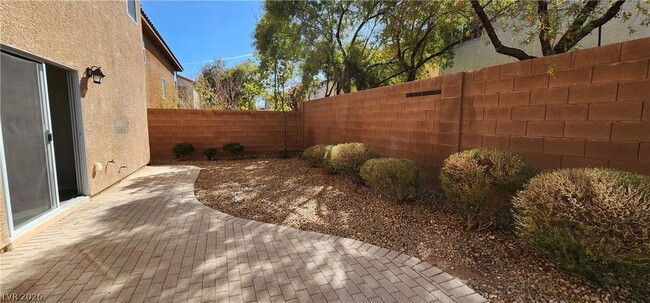 Photo - 7227 Burnett Ave