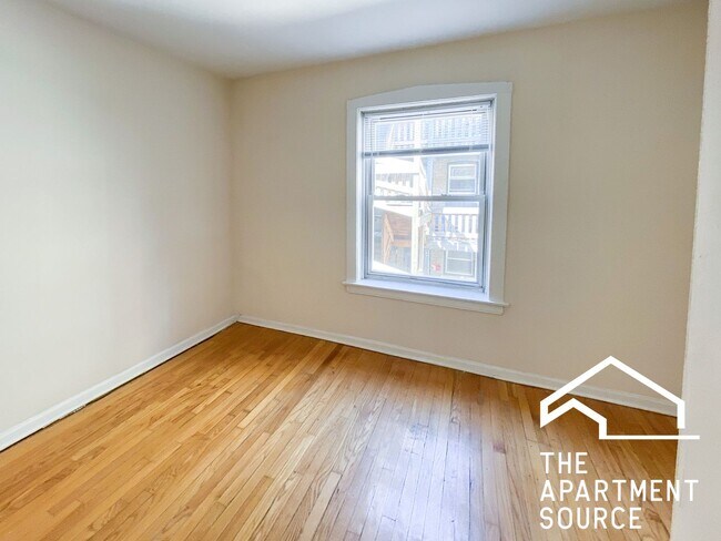 Photo - 5036 N Wolcott Ave Unit 2