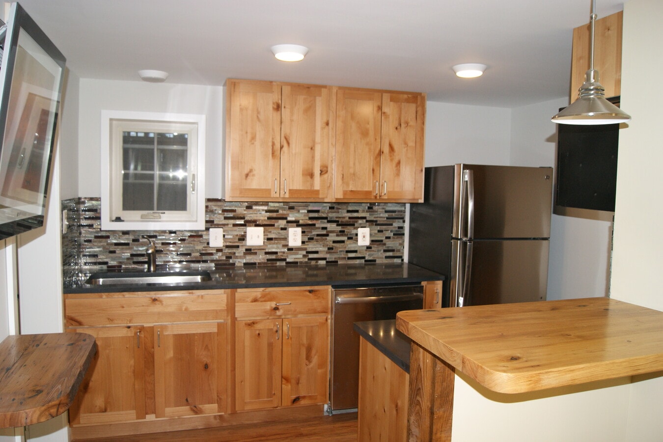 Photo - 807 N Daniel St