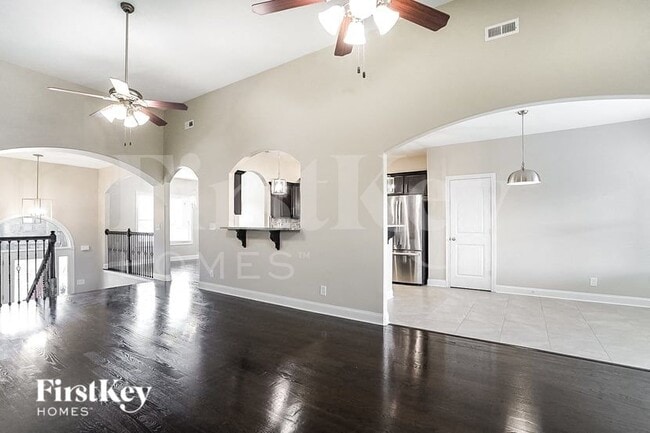 Photo - 1315 Golden Eagle Way