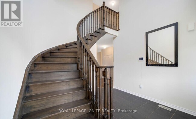 Photo - 35 Jardine St