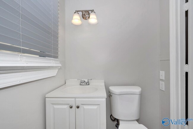 Photo - 4306 9th Ave SW