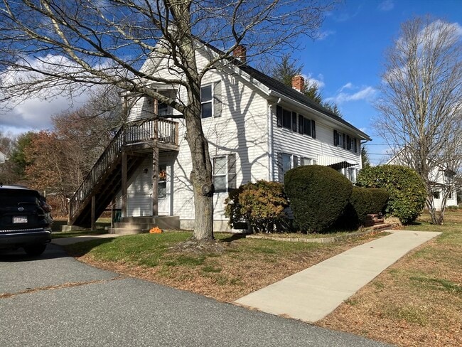 Photo - 975 S Main St Unit 2