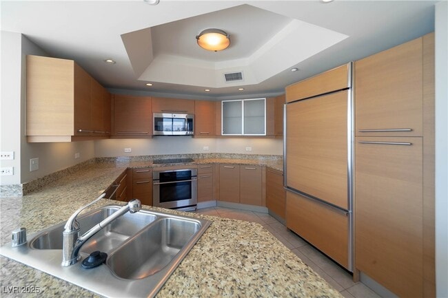 Photo - 222 Karen Ave Unit 907