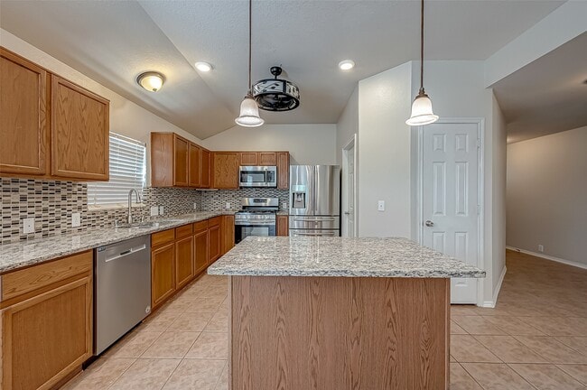 Building Photo - 5910 Spring Sunrise Dr