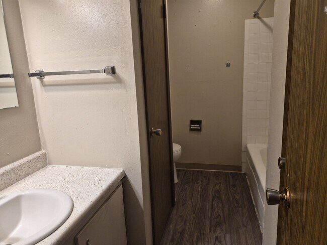 Photo - 2140 Edgewood Rd NW Unidad 2140-01