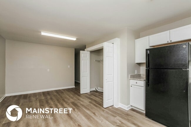 Photo - 200 Shepherd Rd