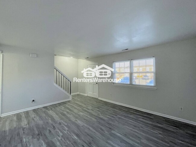 Photo - 1866 Olde Buckingham Rd