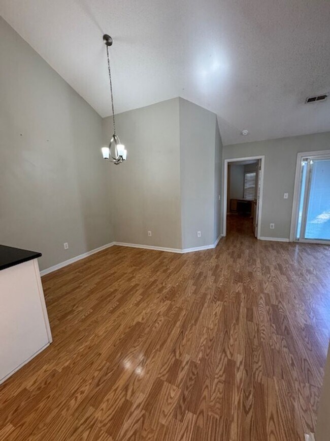 Photo - Lauren Place - Northchase