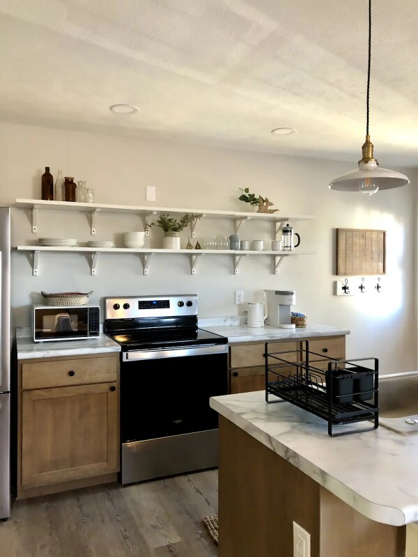 Photo - 624 W Main St