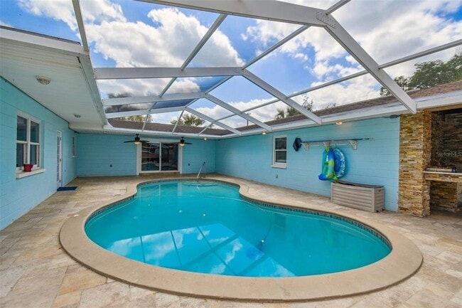 Photo - 1302 Brandonwood Dr