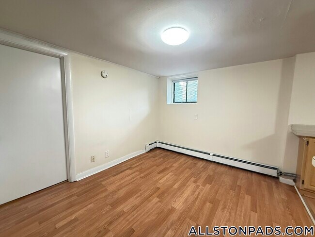 Photo - 23 Brighton Ave Unit B