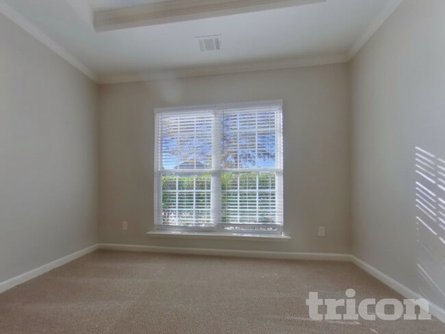 Photo - 808 Wade Farm Dr