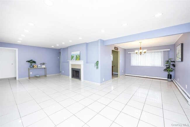 Photo - 201 Sprucewood Dr