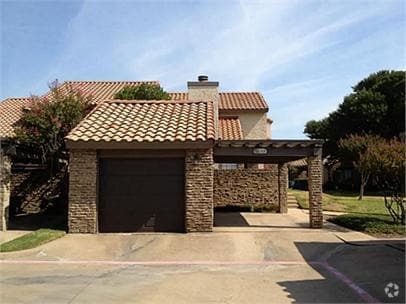 Building Photo - 777 Custer Rd Rental