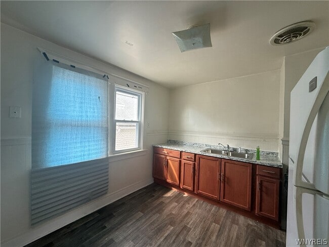 Photo - 216 Newburgh Ave