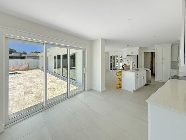 Photo - 6950 Overlook Dr